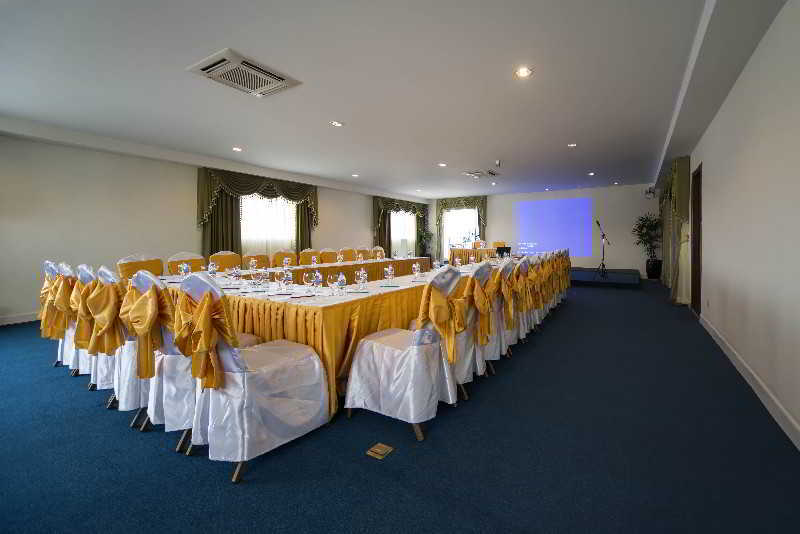 Altos Hotel Phnom Penh Exterior foto